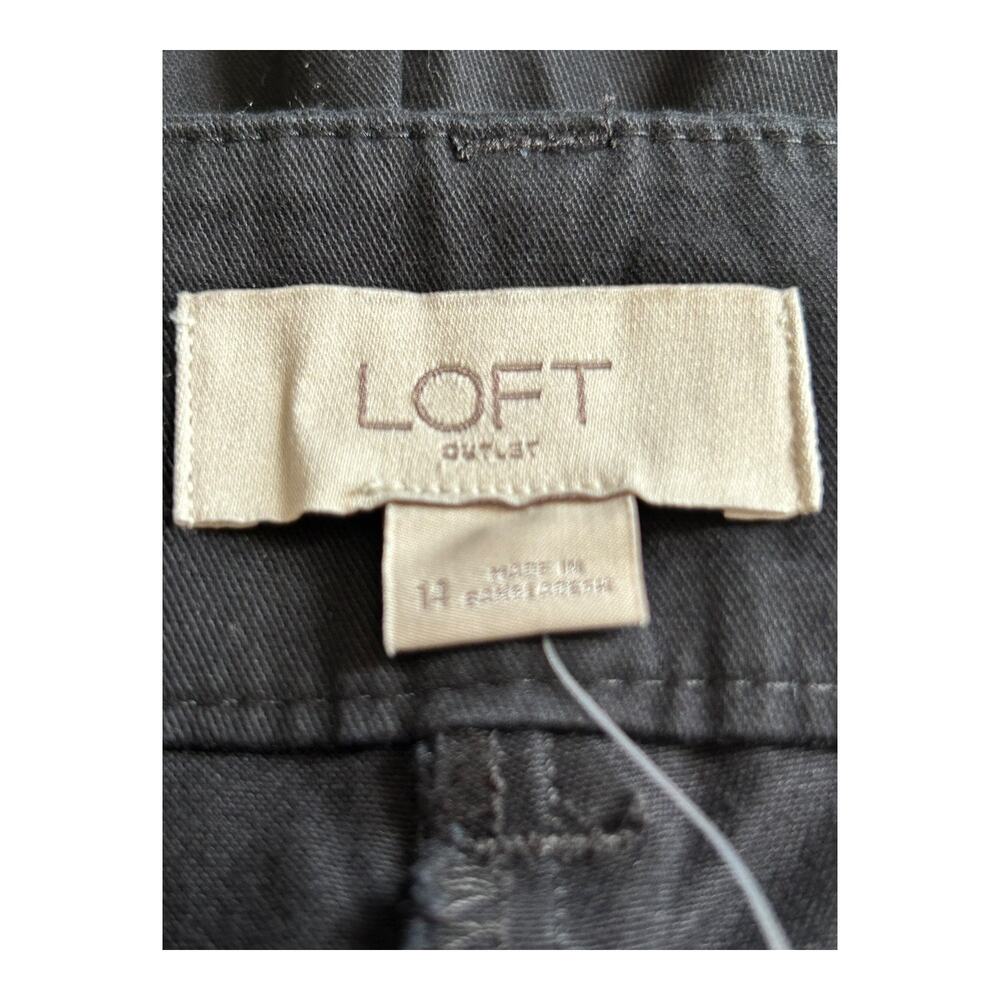 Ann Taylor Loft Shorts Size 14 Black 6" Short Inseam Casual Everyday Chinos - Picture 3 of 12